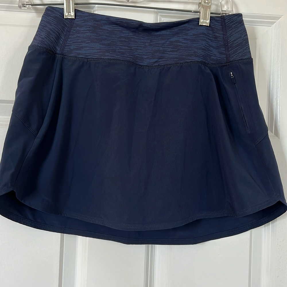 Outdoor Voices navy athletic skort,  like new condition